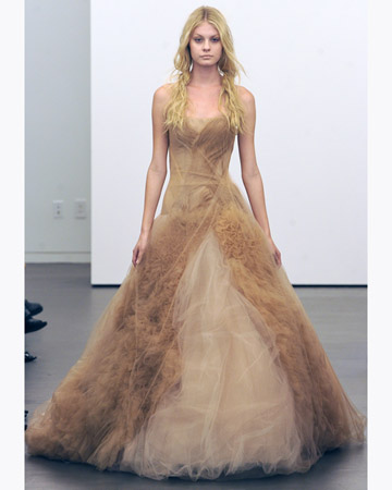 Hot off the Runways: Our Favorite Fall 2012 Wedding Gowns!