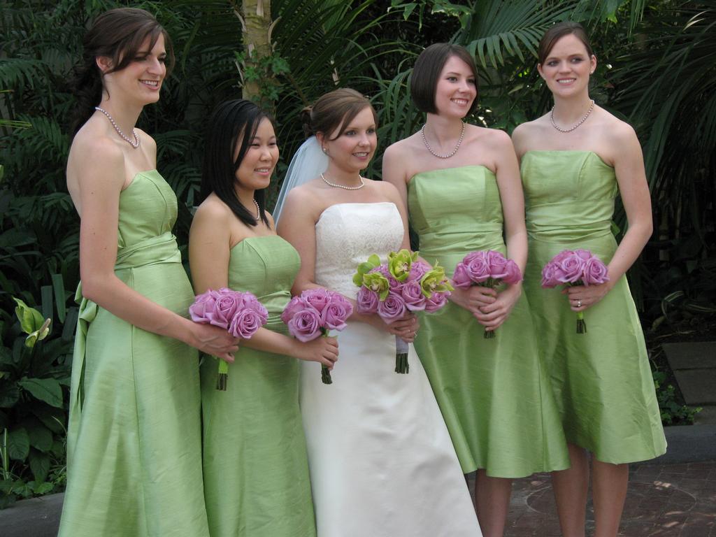 Bride vs. Bridal Party: How Coordinated Should They Be?