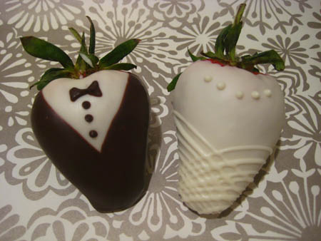 Bride and Groom Chocolate-dipped strawberry wedding favors