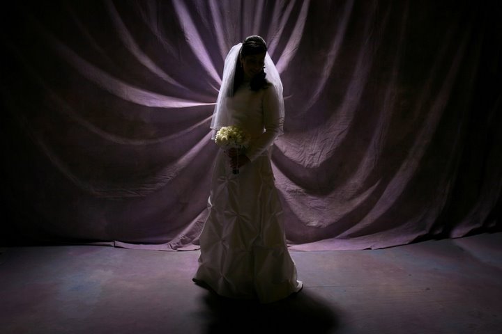 Back-lighting for Breathtaking Wedding Pictures